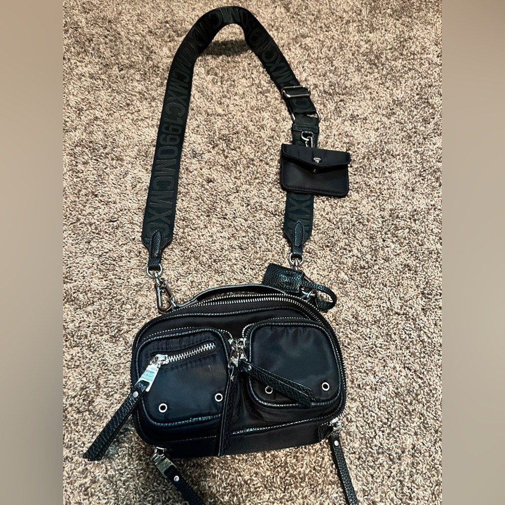 Steve Madden Black Crossbody Camera Bag with Removable Wide Strap - Picture 15 of 16